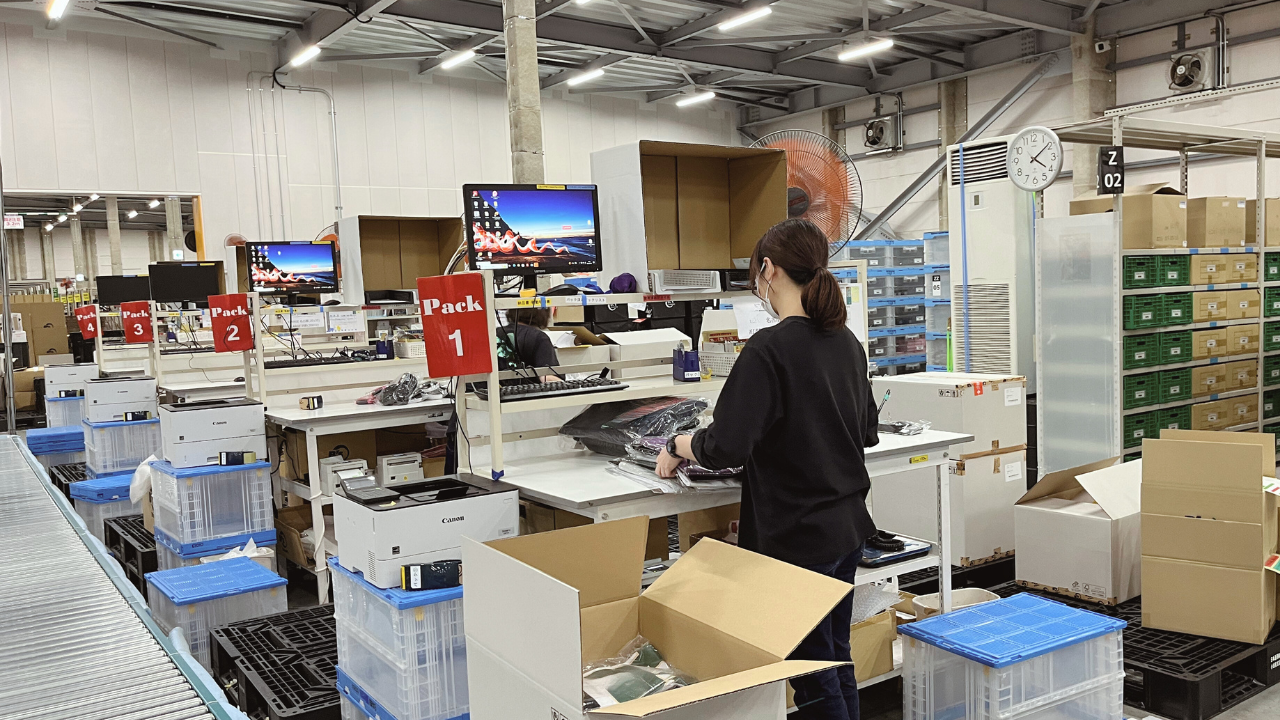 ECアパレル物流倉庫の出荷と発送代行