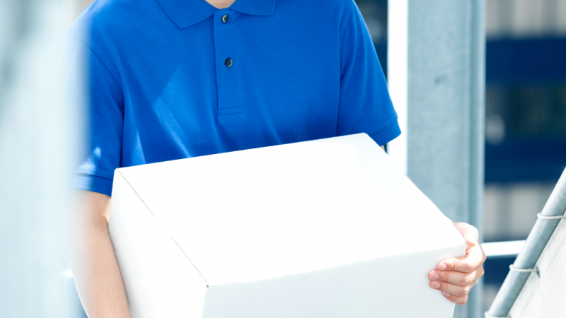 We provide comprehensive services from collection to trunk line transportation and route delivery.
